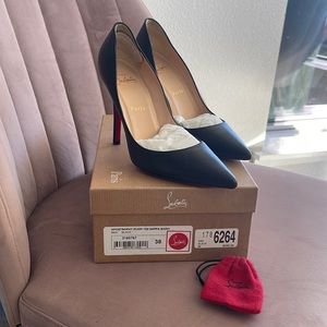 Christian Louboutin Apostrophy 100 Black size 38